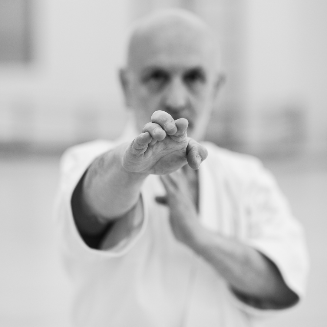 Vom Dōjō zum Konferenzraum: Wie die Werte aus der Kampfkunst zum Geschäftserfolg von CFOs beitragen